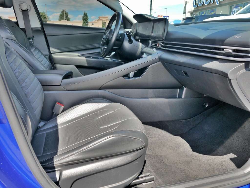 2021 Hyundai Elantra Limited photo 12