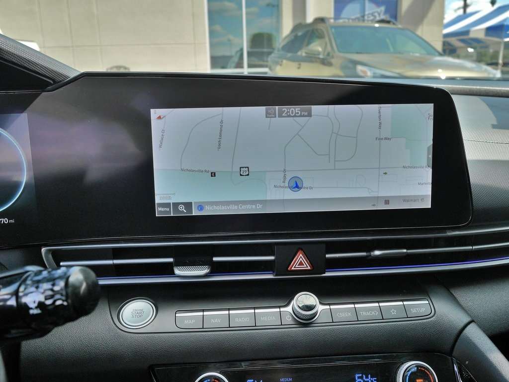 2021 Hyundai Elantra Limited photo 25