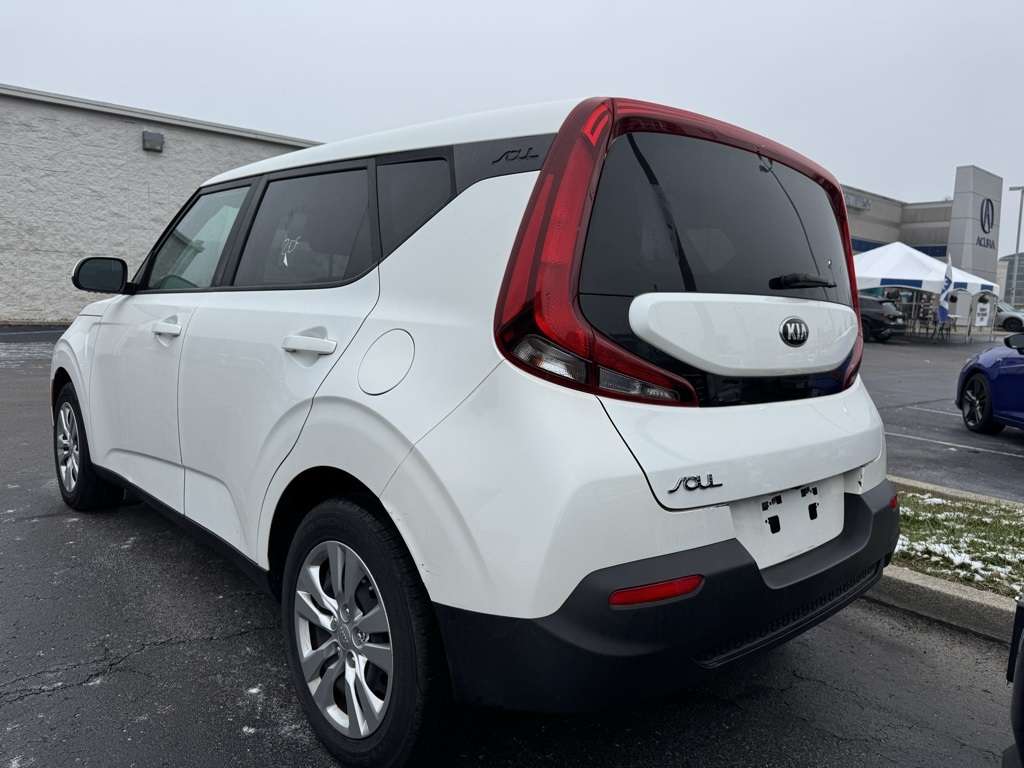 2021 Kia Soul LX photo 3