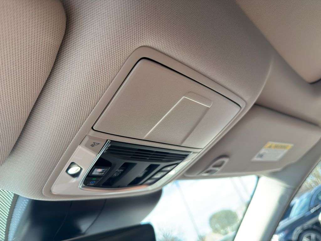 2026 Acura RDX Advance Package - Photo 32