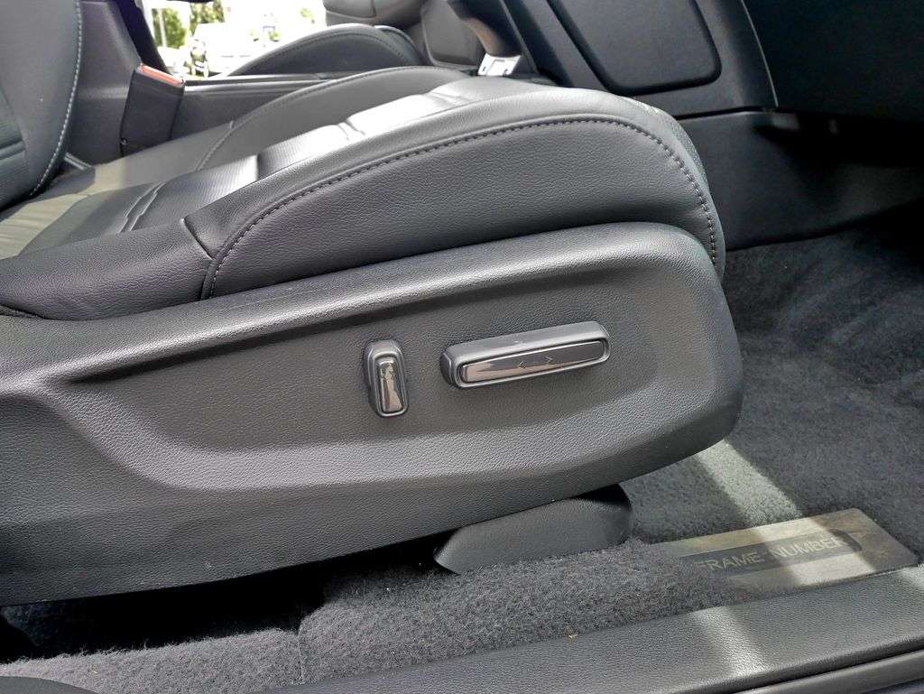 2021 Honda CR-V EX-L - Photo 13