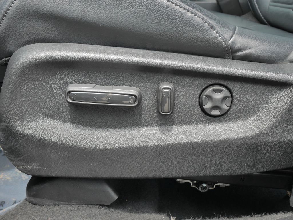 2021 Honda CR-V EX-L - Photo 24