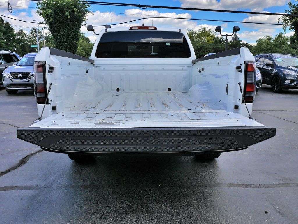 2022 Nissan Frontier S - Photo 15