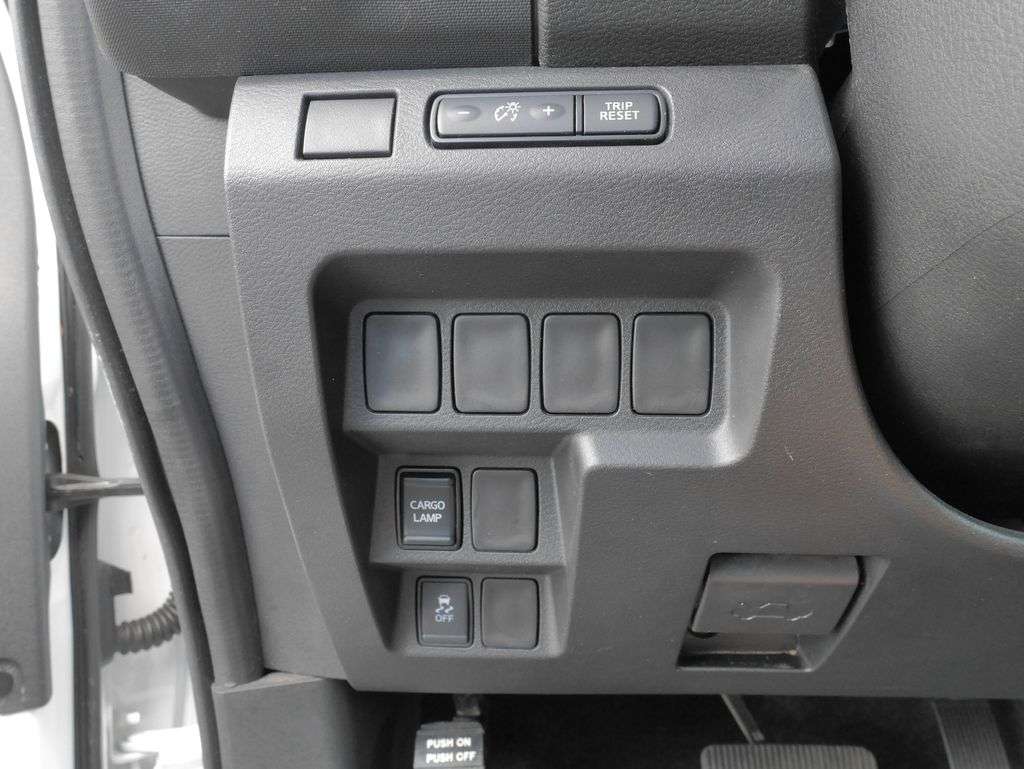 2022 Nissan Frontier S - Photo 20