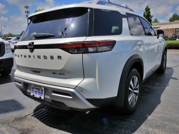 2024 Nissan Pathfinder SL - photo 5