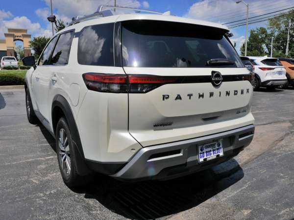 2024 Nissan Pathfinder SL - photo 7