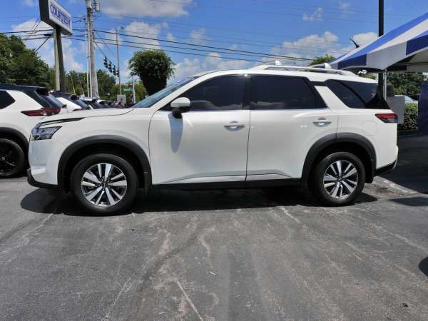 2024 Nissan Pathfinder SL - photo 8