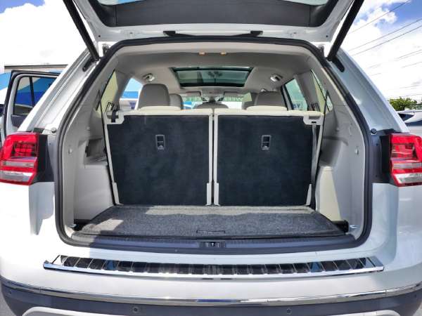 2020 Volkswagen Atlas SEL - photo 17