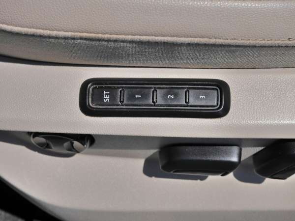 2020 Volkswagen Atlas SEL - photo 24