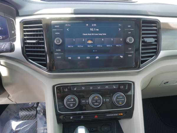 2020 Volkswagen Atlas SEL - photo 31
