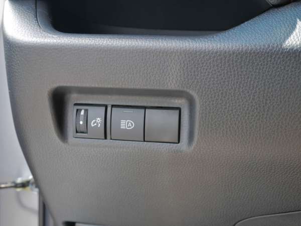 2025 Toyota RAV4 LE - photo 23