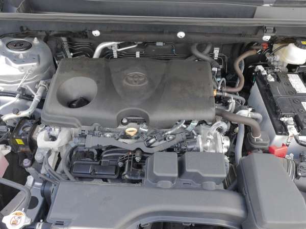 2025 Toyota RAV4 LE - photo 32