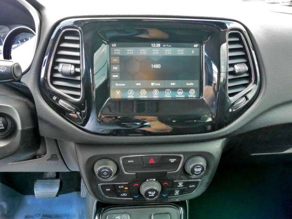 2019 Jeep Compass Latitude - photo 27