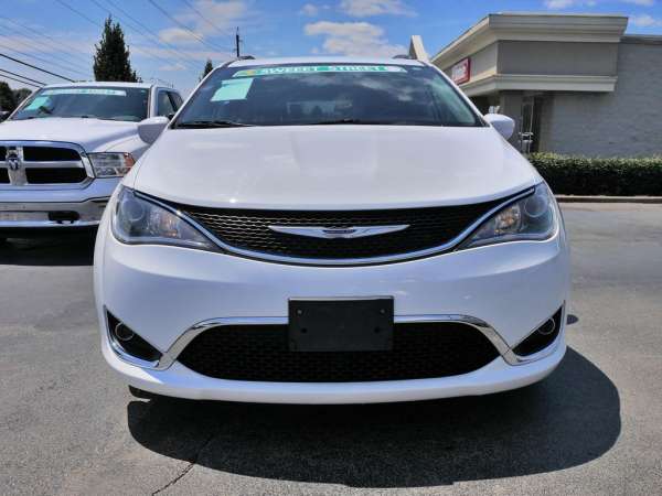 2019 Chrysler Pacifica Touring L - photo 3