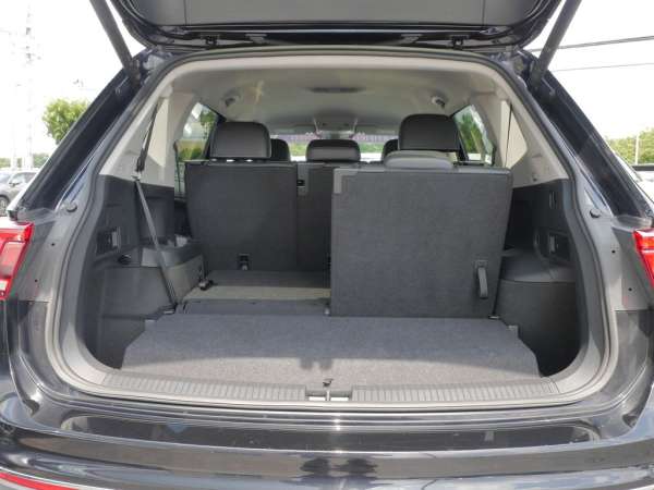 2024 Volkswagen Tiguan 2.0T SE - photo 16