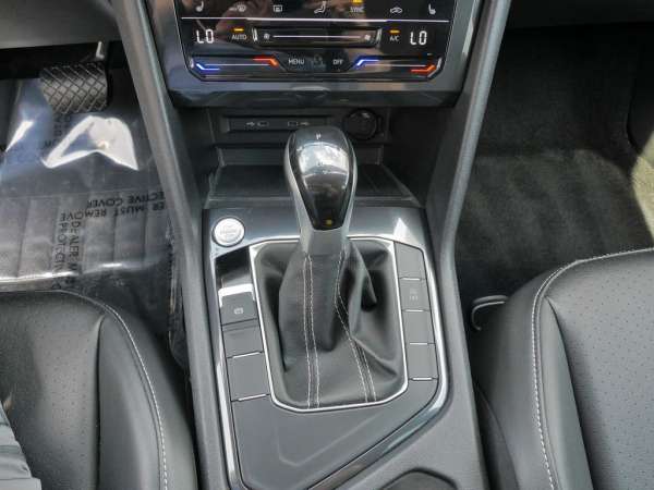 2024 Volkswagen Tiguan 2.0T SE - photo 27