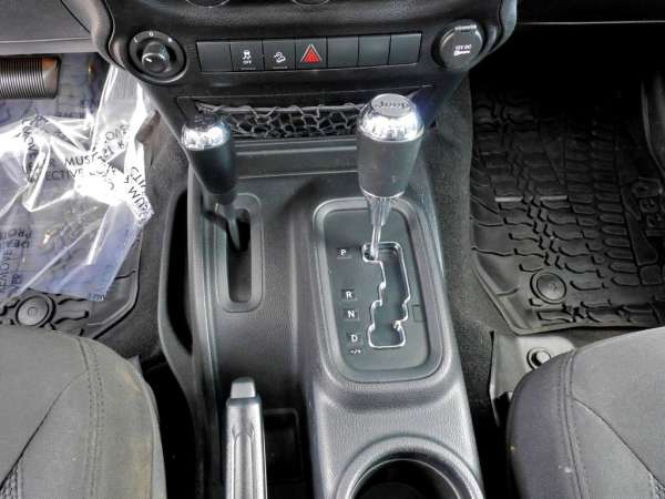 2016 Jeep Wrangler Unlimited Sport - photo 23