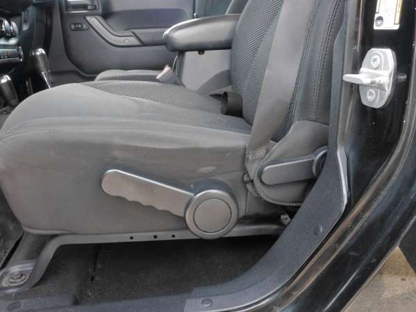 2016 Jeep Wrangler Unlimited Sport - photo 24