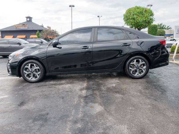 2020 Kia Forte LXS - photo 4