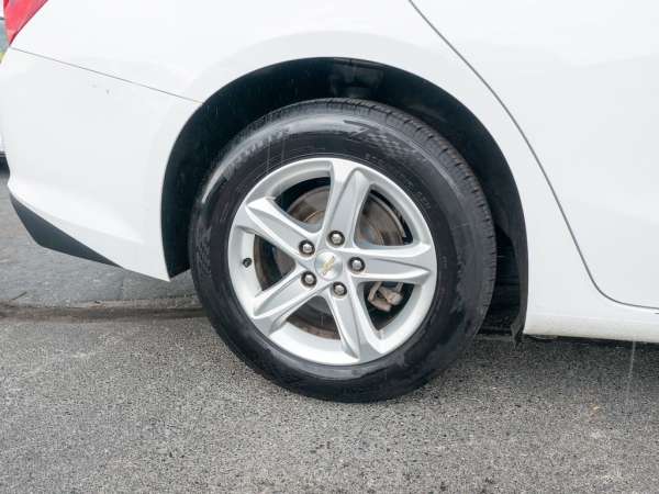 2022 Chevrolet Malibu LS - photo 9