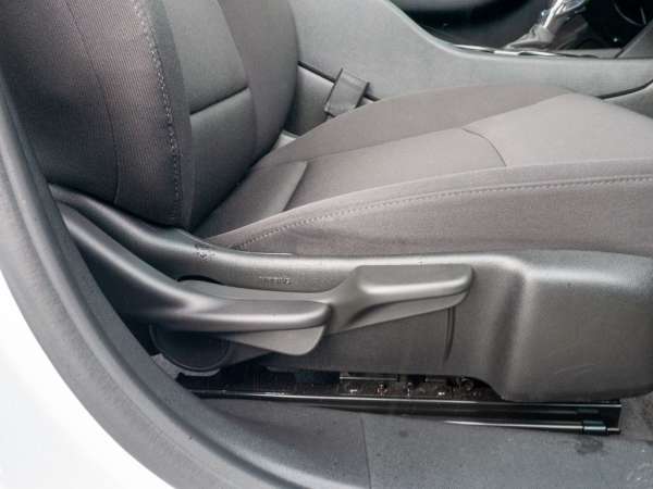 2022 Chevrolet Malibu LS - photo 13