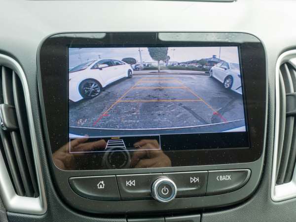 2022 Chevrolet Malibu LS - photo 32