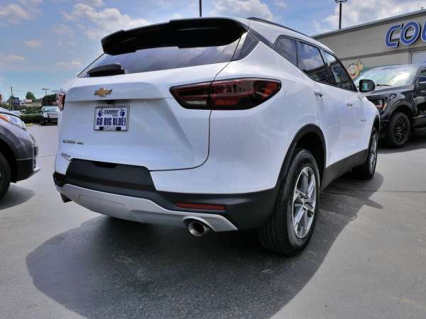 2023 Chevrolet Blazer LT - photo 5