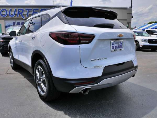 2023 Chevrolet Blazer LT - photo 7
