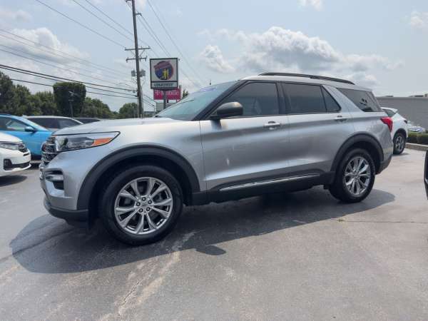 2021 Ford Explorer XLT - photo 4