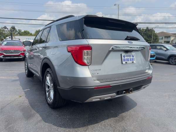 2021 Ford Explorer XLT - photo 5