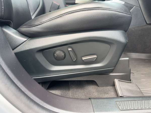 2021 Ford Explorer XLT - photo 13