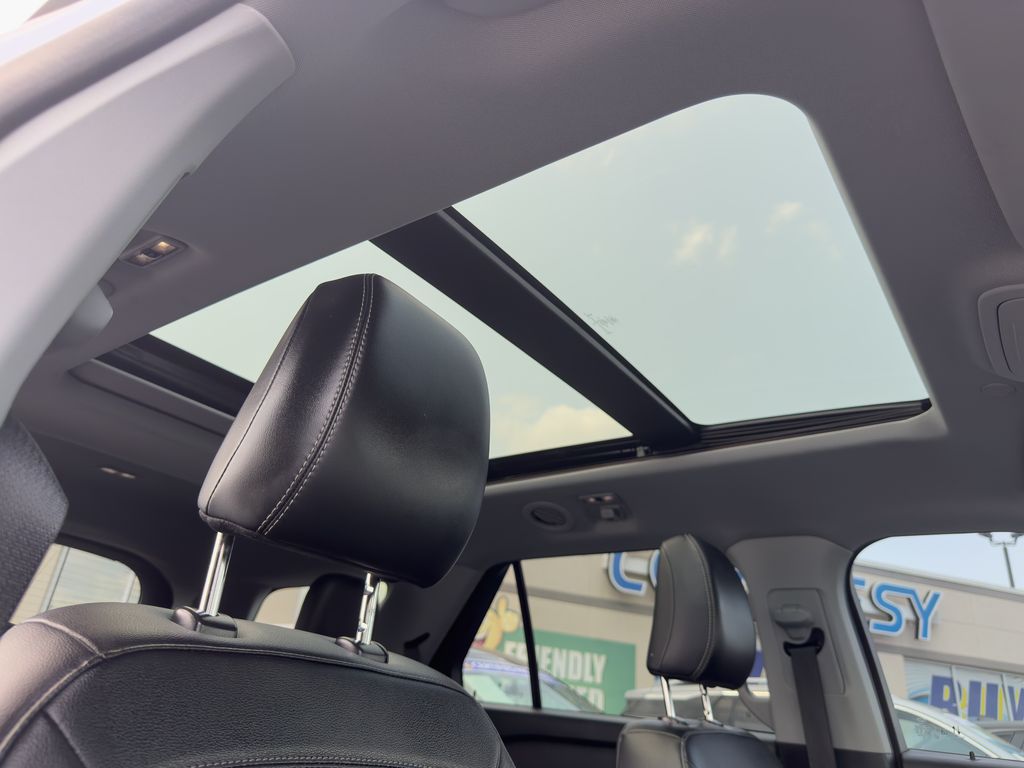2021 Ford Explorer XLT - Photo 15