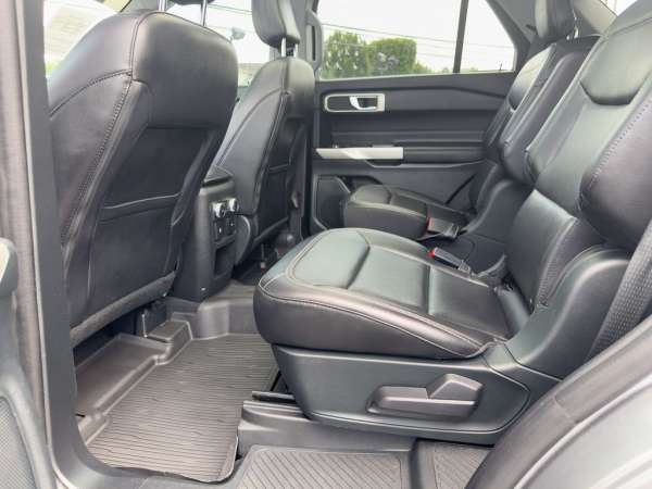 2021 Ford Explorer XLT - photo 19
