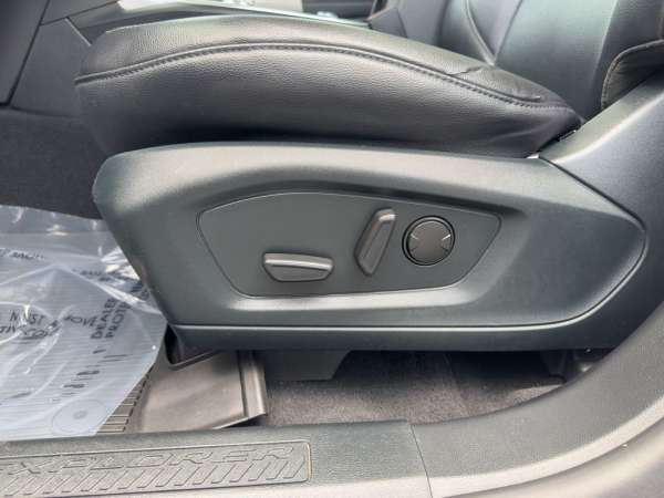 2021 Ford Explorer XLT - photo 23
