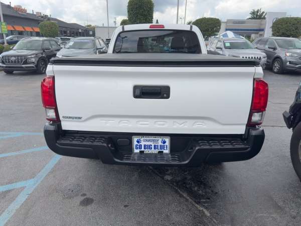 2022 Toyota Tacoma SR - photo 6