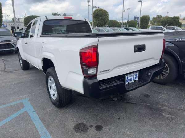 2022 Toyota Tacoma SR - photo 7