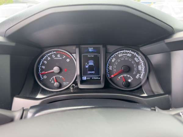 2022 Toyota Tacoma SR - photo 20