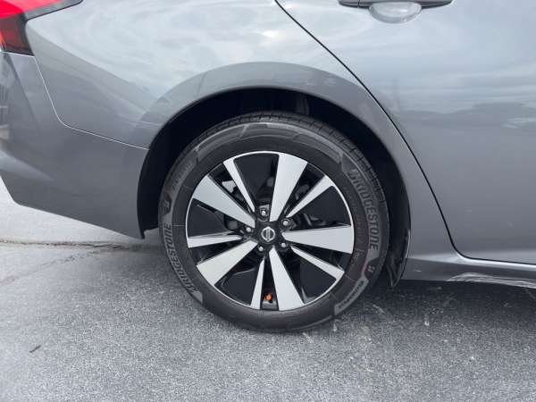 2021 Nissan Altima 2.5 SV - photo 9