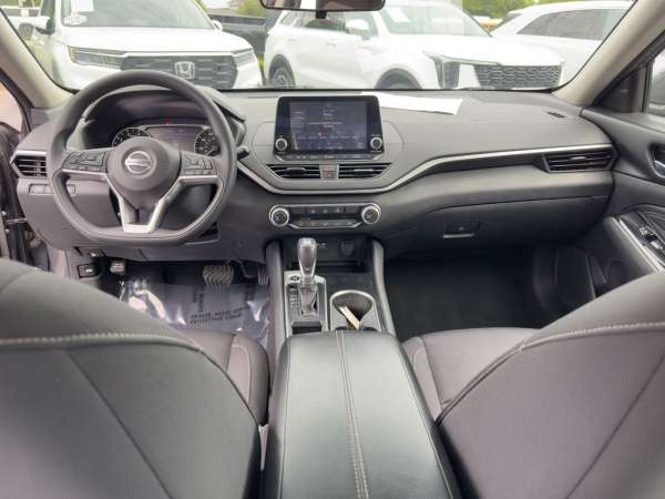 2021 Nissan Altima 2.5 SV - photo 18