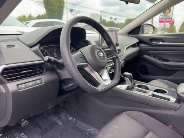 2021 Nissan Altima 2.5 SV - photo 22