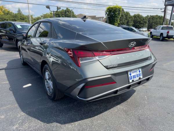 2024 Hyundai Elantra SE - photo 5