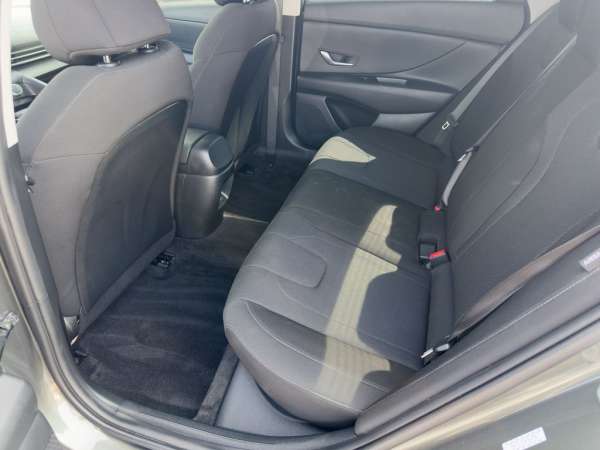 2024 Hyundai Elantra SE - photo 17