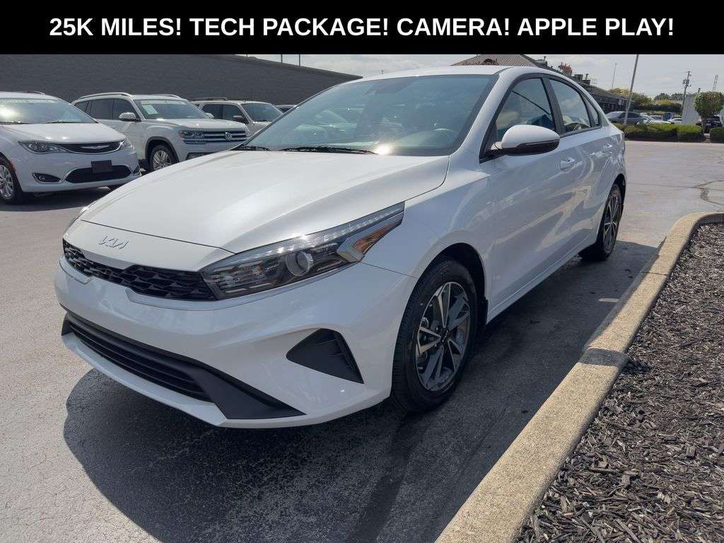 2024 Kia Forte LXS - photo 1