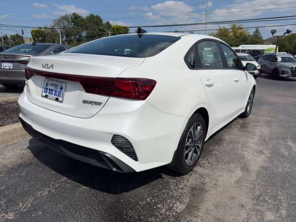 2024 Kia Forte LXS - photo 7