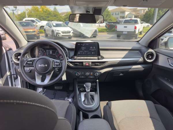 2024 Kia Forte LXS - photo 18