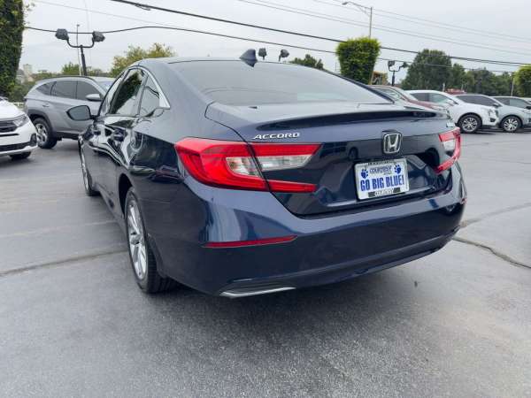 2020 Honda Accord LX - photo 5