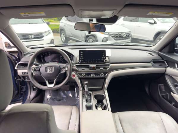 2020 Honda Accord LX - photo 18