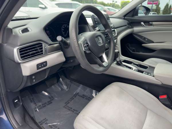 2020 Honda Accord LX - photo 21