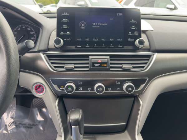 2020 Honda Accord LX - photo 26