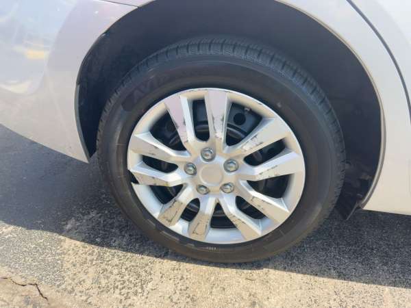 2015 Toyota Corolla LE - photo 9
